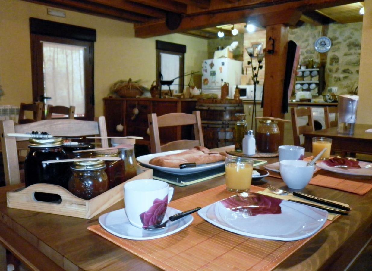 مبيت وإفطار Torremocha de Ayllón Casa Rural Calle Real المظهر الخارجي الصورة