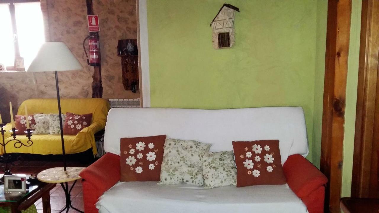 مبيت وإفطار Torremocha de Ayllón Casa Rural Calle Real المظهر الخارجي الصورة