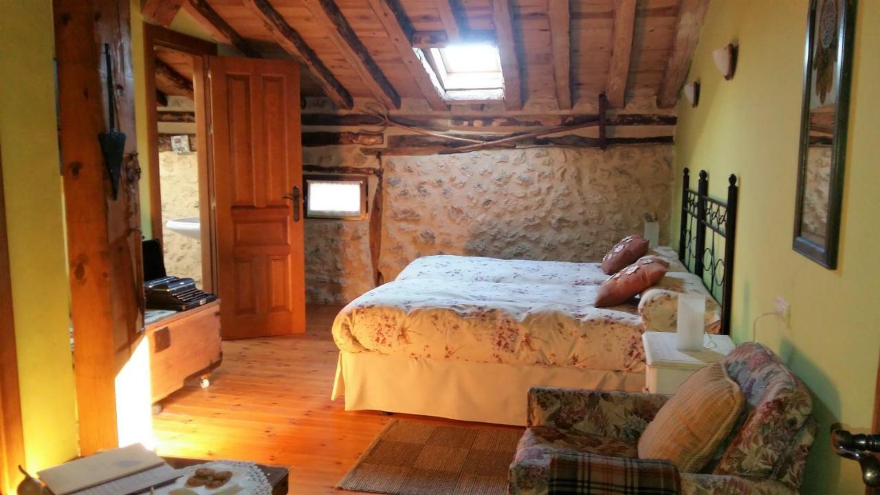 مبيت وإفطار Torremocha de Ayllón Casa Rural Calle Real المظهر الخارجي الصورة